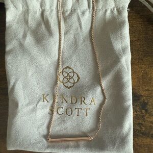 Kendra Scott Kelsey Rose Gold necklace